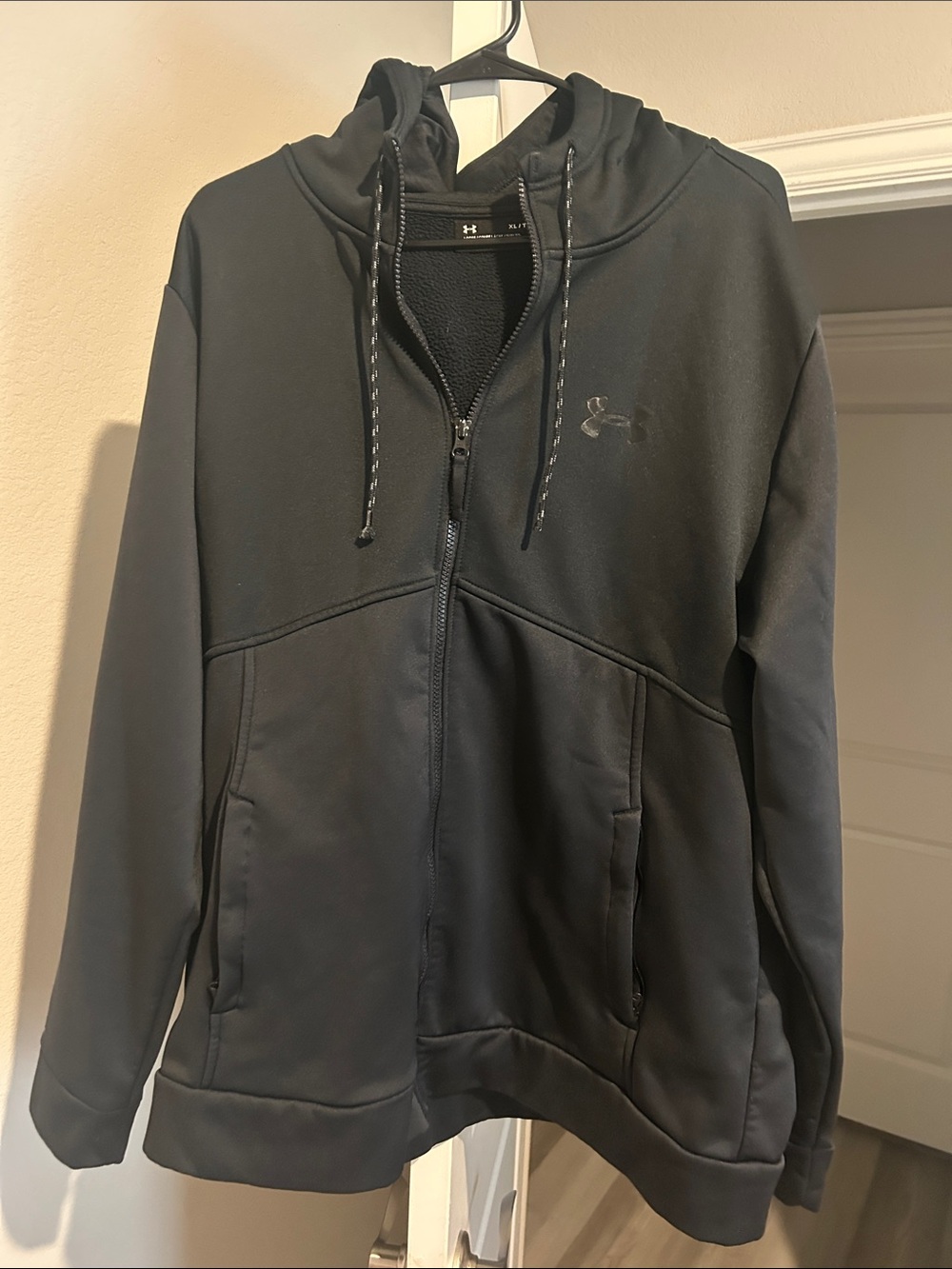 Under Armour Black Full-Zip Performance Hoodie Jacket